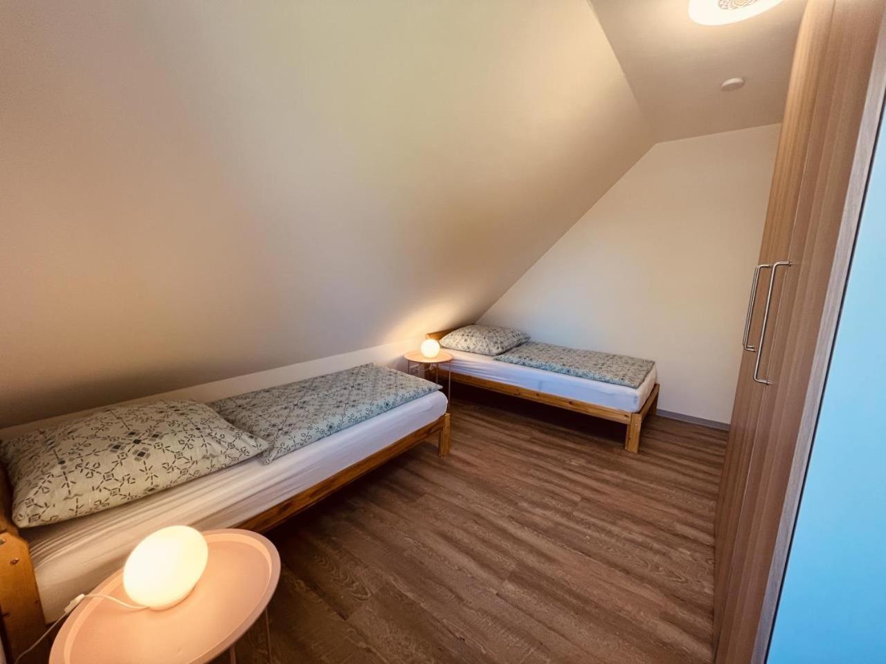 Holmblick - Boddenblick, Balkon, 2 Schlafzimmer, 4 Personen Born Exterior photo