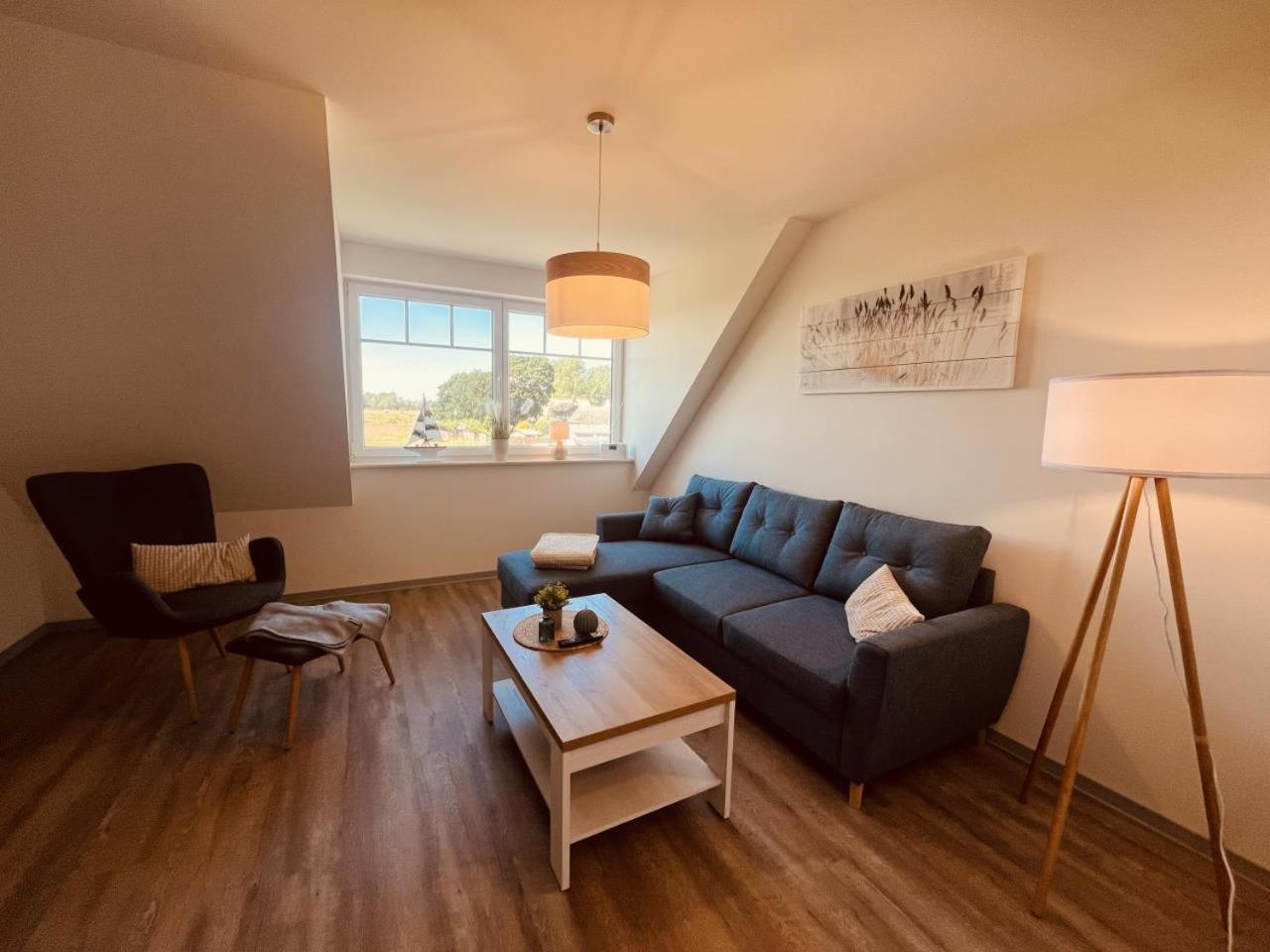 Holmblick - Boddenblick, Balkon, 2 Schlafzimmer, 4 Personen Born Exterior photo
